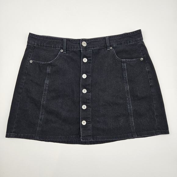 American Eagle Hi Rise A-Line Skirt Women's Size 14 Black Stretch Button Front - Picture 1 of 8